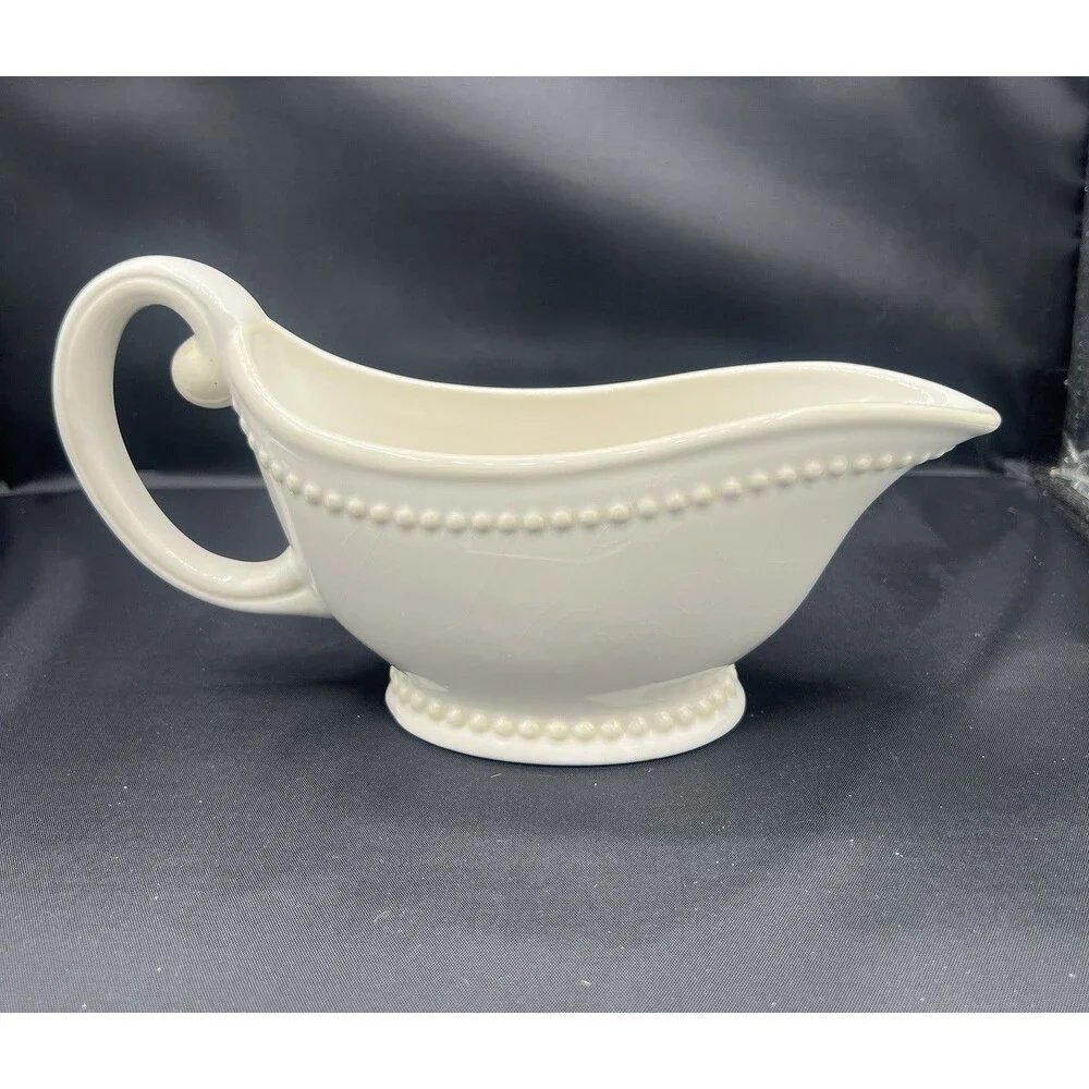Princess House Pavillion Gravy Boat Ivory Beaded Light Crazing 1408